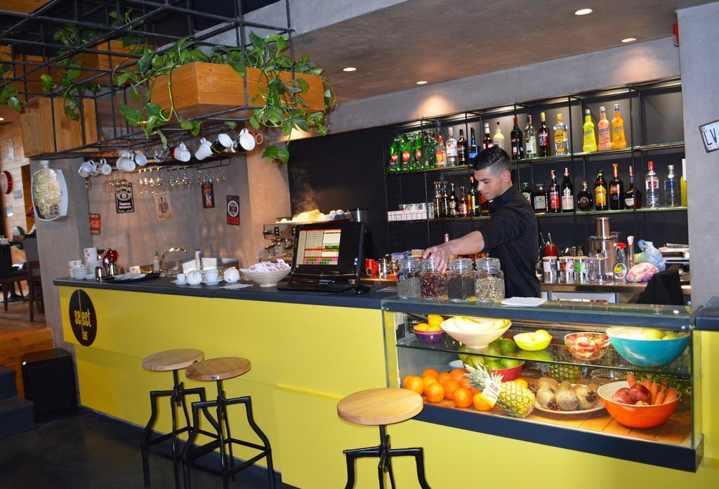 Select City Center Hotel Tirana Exterior foto
